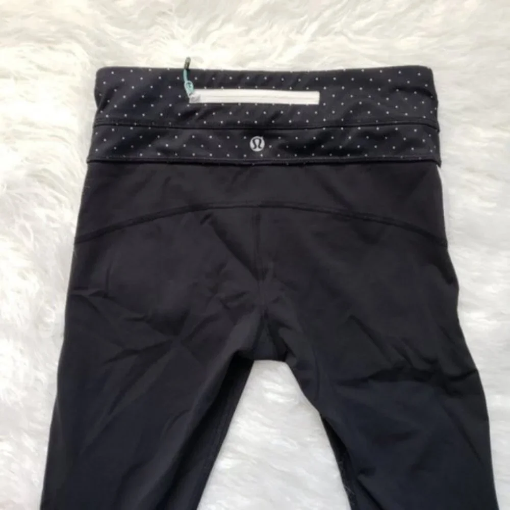 Lululemon Up The Pace Run Crop Leggings Polka Dot size 4 Athleisure Y2K Running